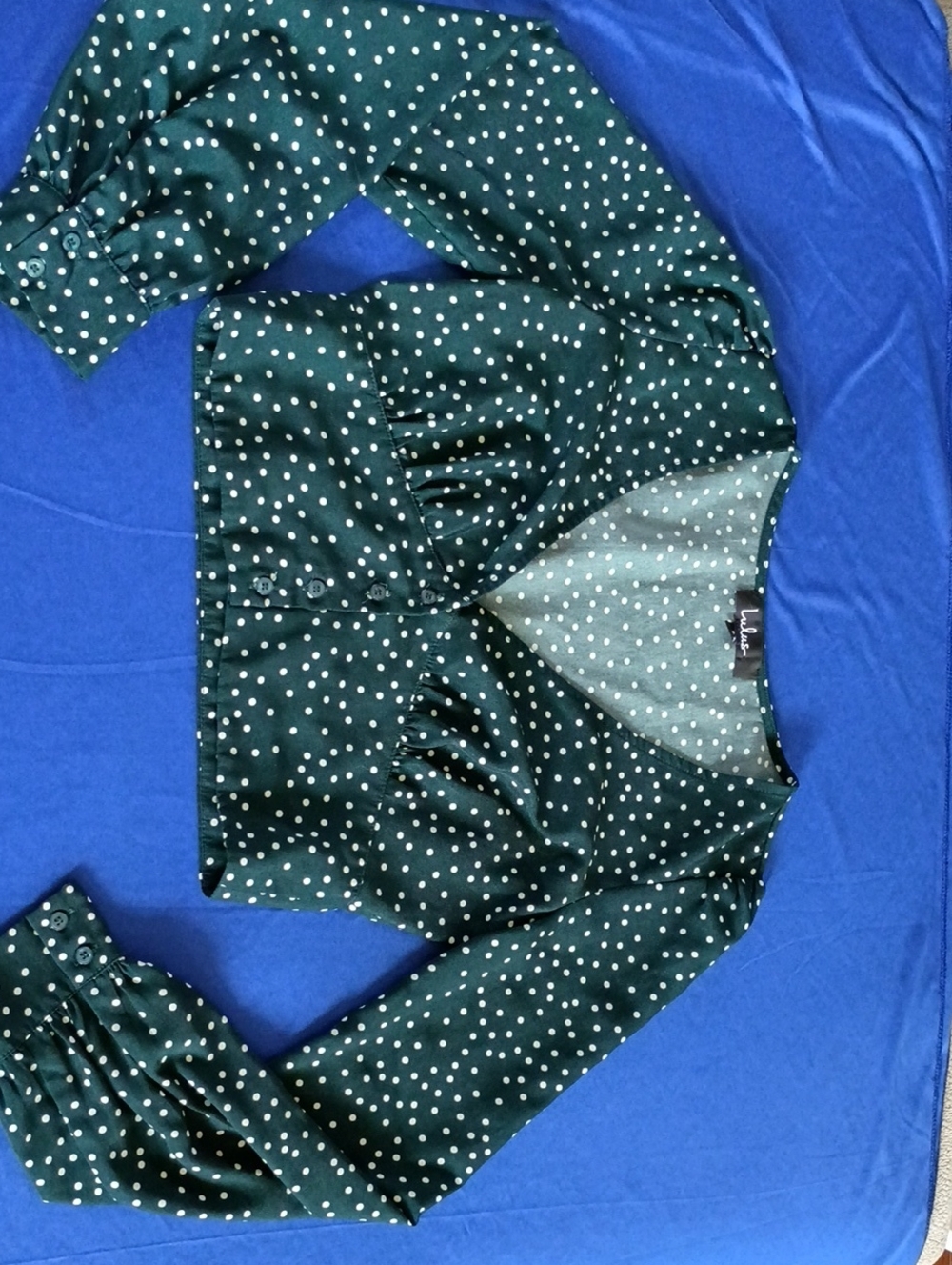 Lulu's Dark Emerald Green White Polka Dot Cropped Button-Front Blouse